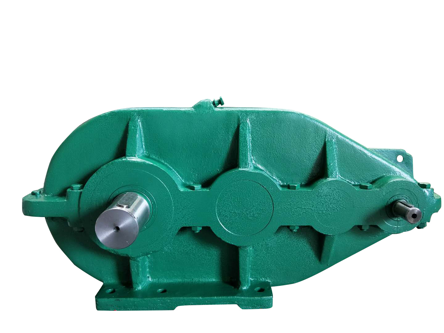 Representative crane and auxiliary-drive gearbox family imagery; the exact configuration varies by application.