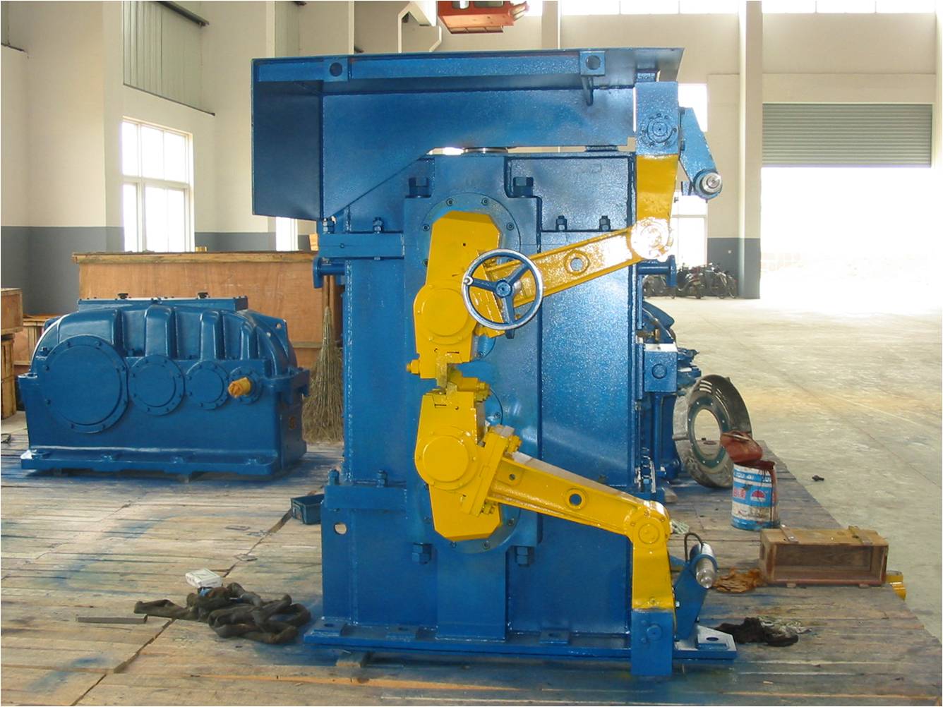 Representative custom transmission equipment family imagery; it does not depict every named product configuration.