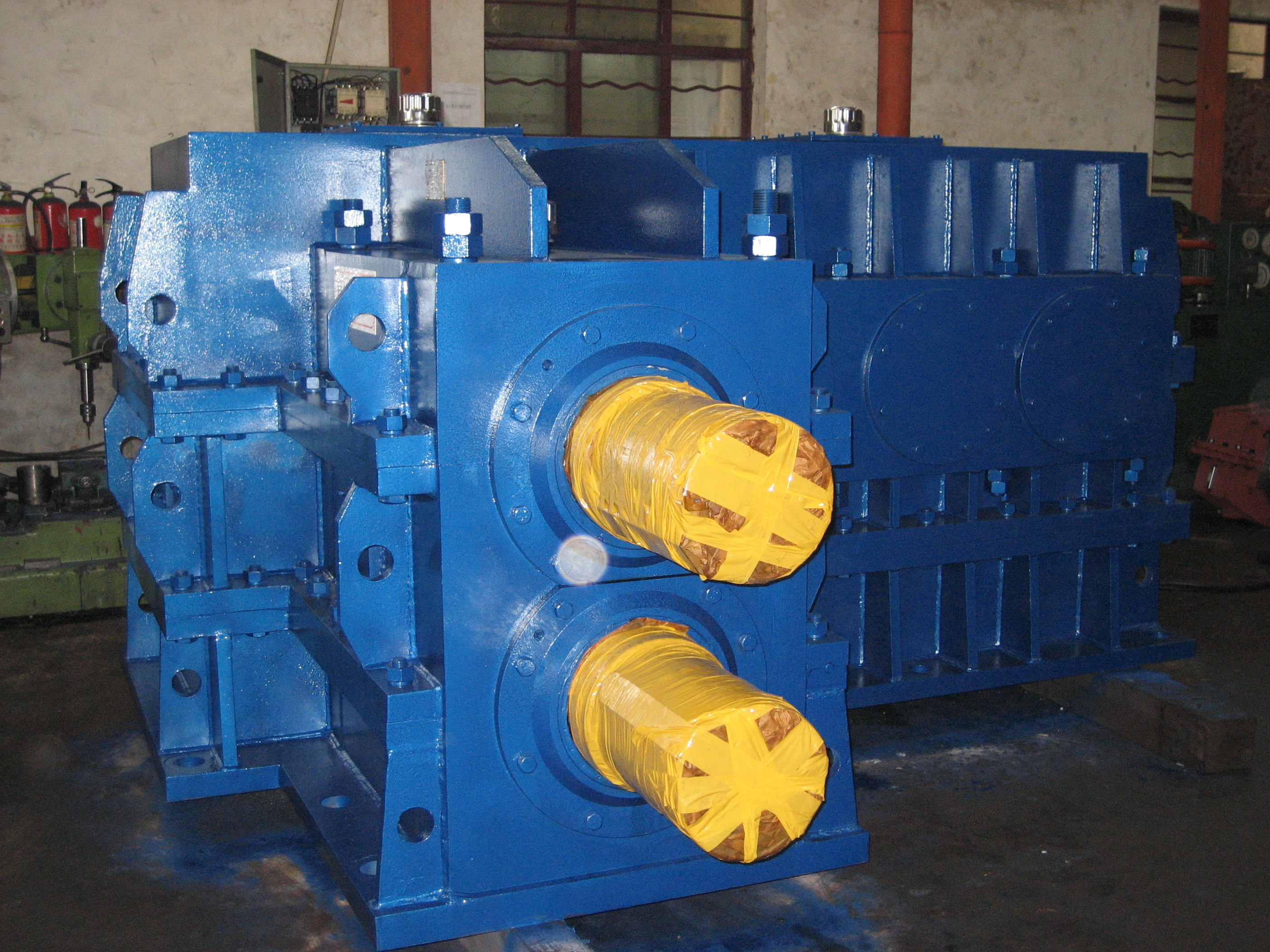 Representative rolling-mill transmission family imagery; the exact configuration varies by application.