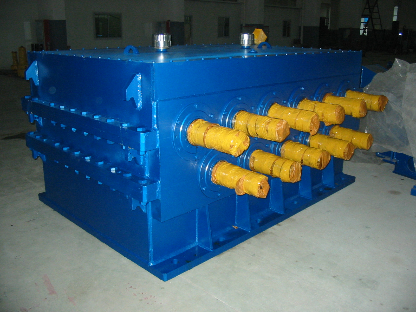 Representative rolling-mill transmission family imagery; the exact configuration varies by application.